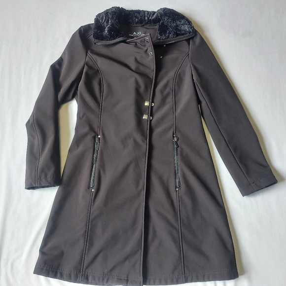 ajg sport Jackets & Blazers - AJG Sport fall/ spring jacket black with faux fur collar, medium